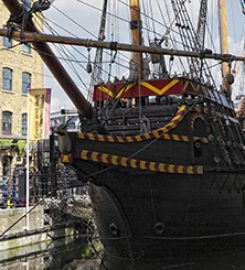 St. Thomas Street Walking Tour Deals