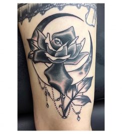 Eclipse tattoo and piercing
