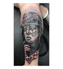 Eclipse tattoo and piercing