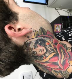 Eclipse tattoo and piercing
